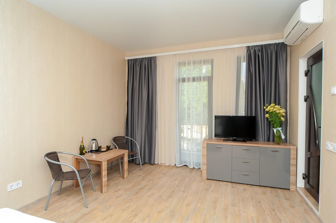 Hotel Fusion Odessa Luaran gambar