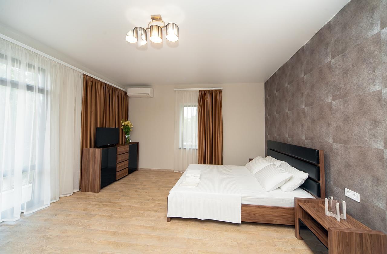 Hotel Fusion Odessa Luaran gambar