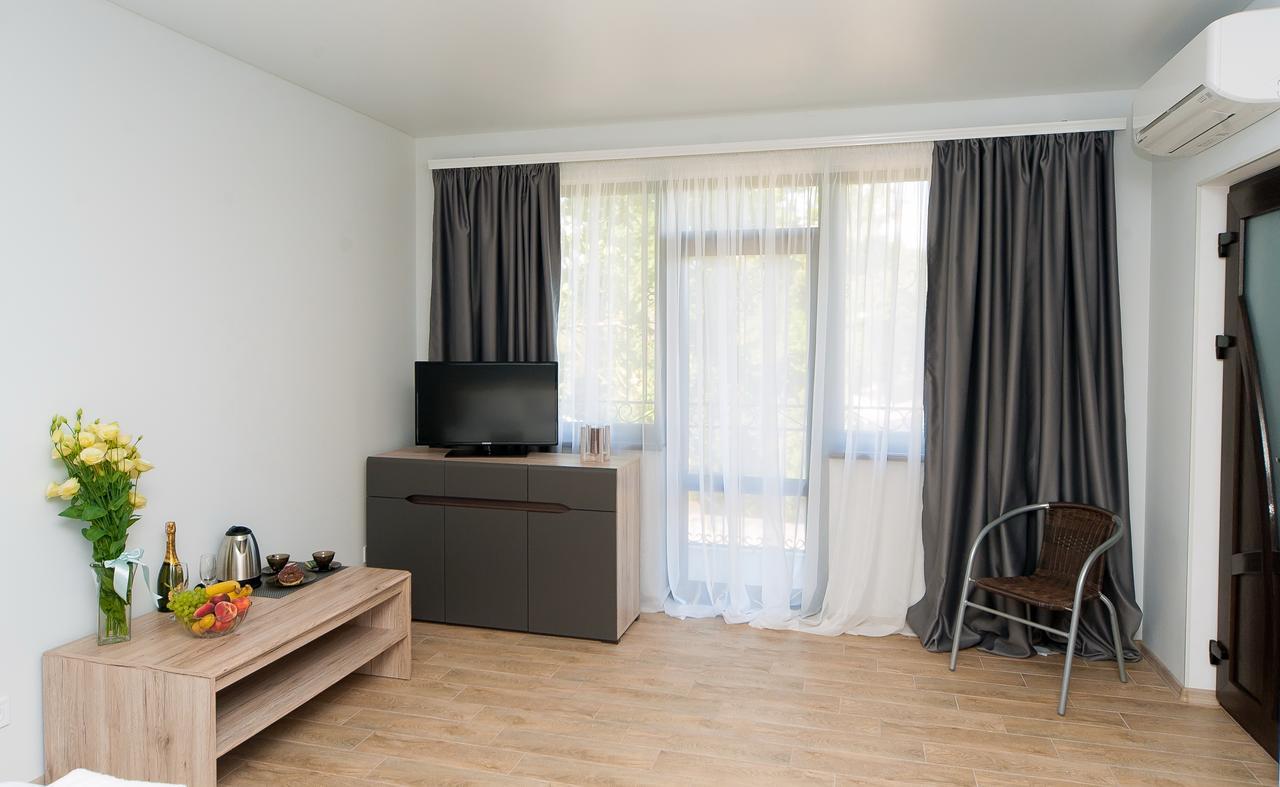 Hotel Fusion Odessa Luaran gambar