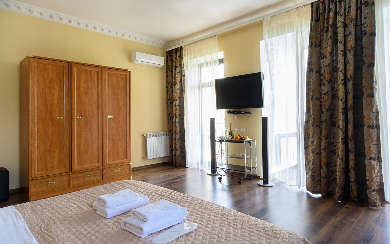 Hotel Fusion Odessa Luaran gambar